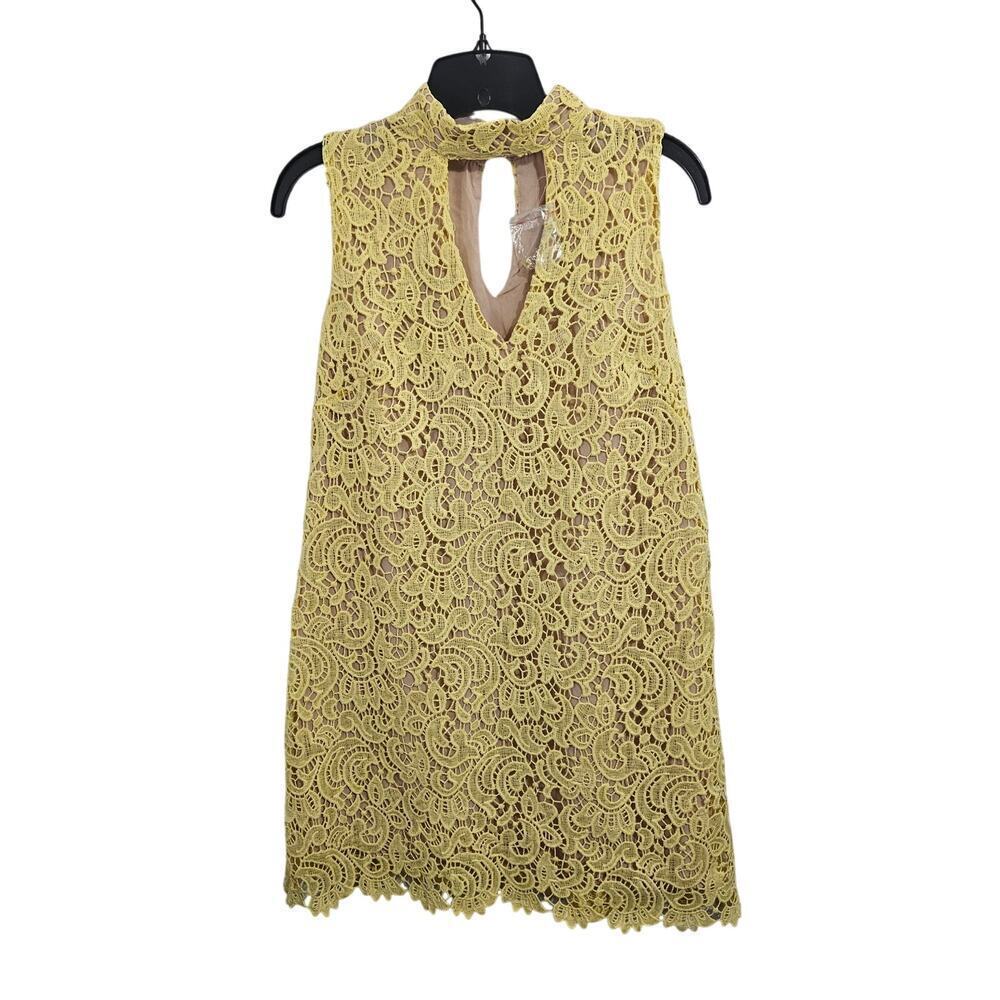 NWT! Yellow Lace High Neck Keyhole Sleeveless Mini Dress. Blu Pepper Size Small